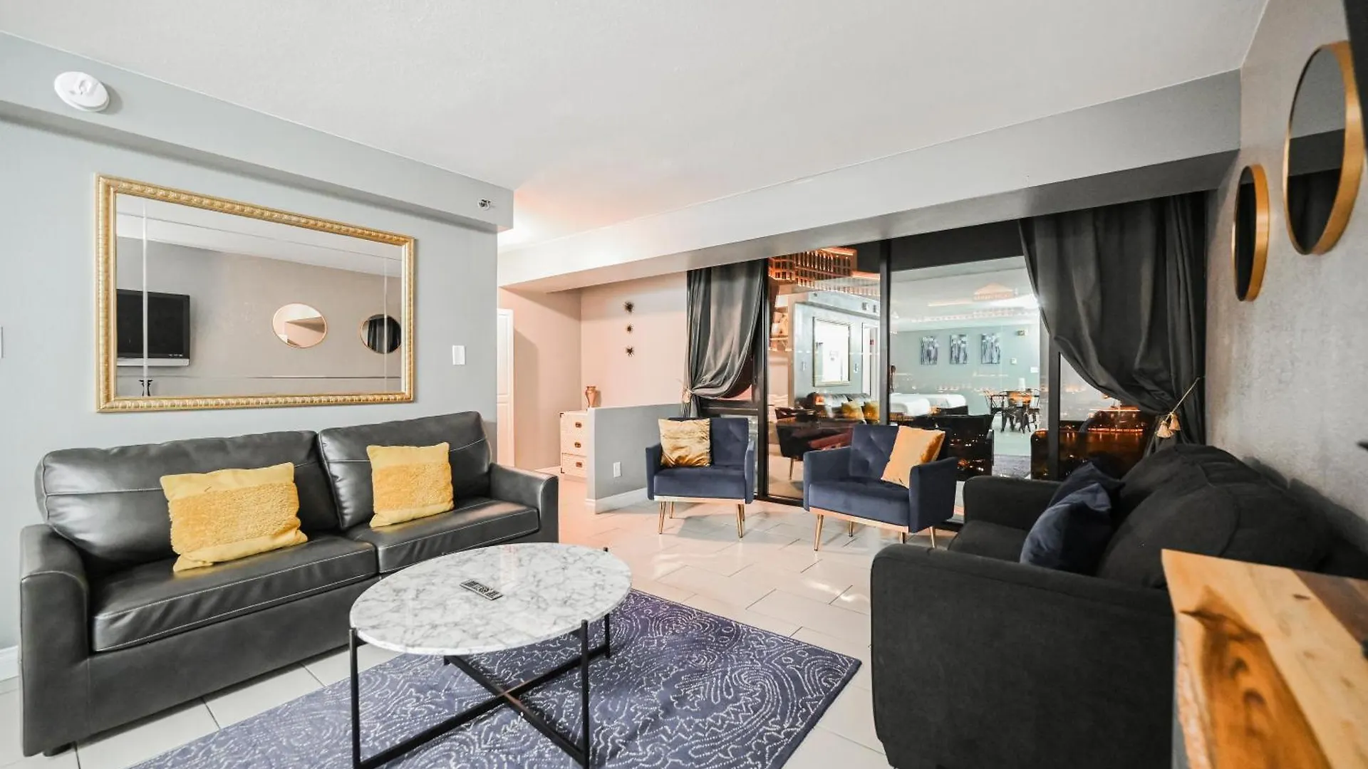 Stripviewsuites At Jockey Club Las Vegas 4*,