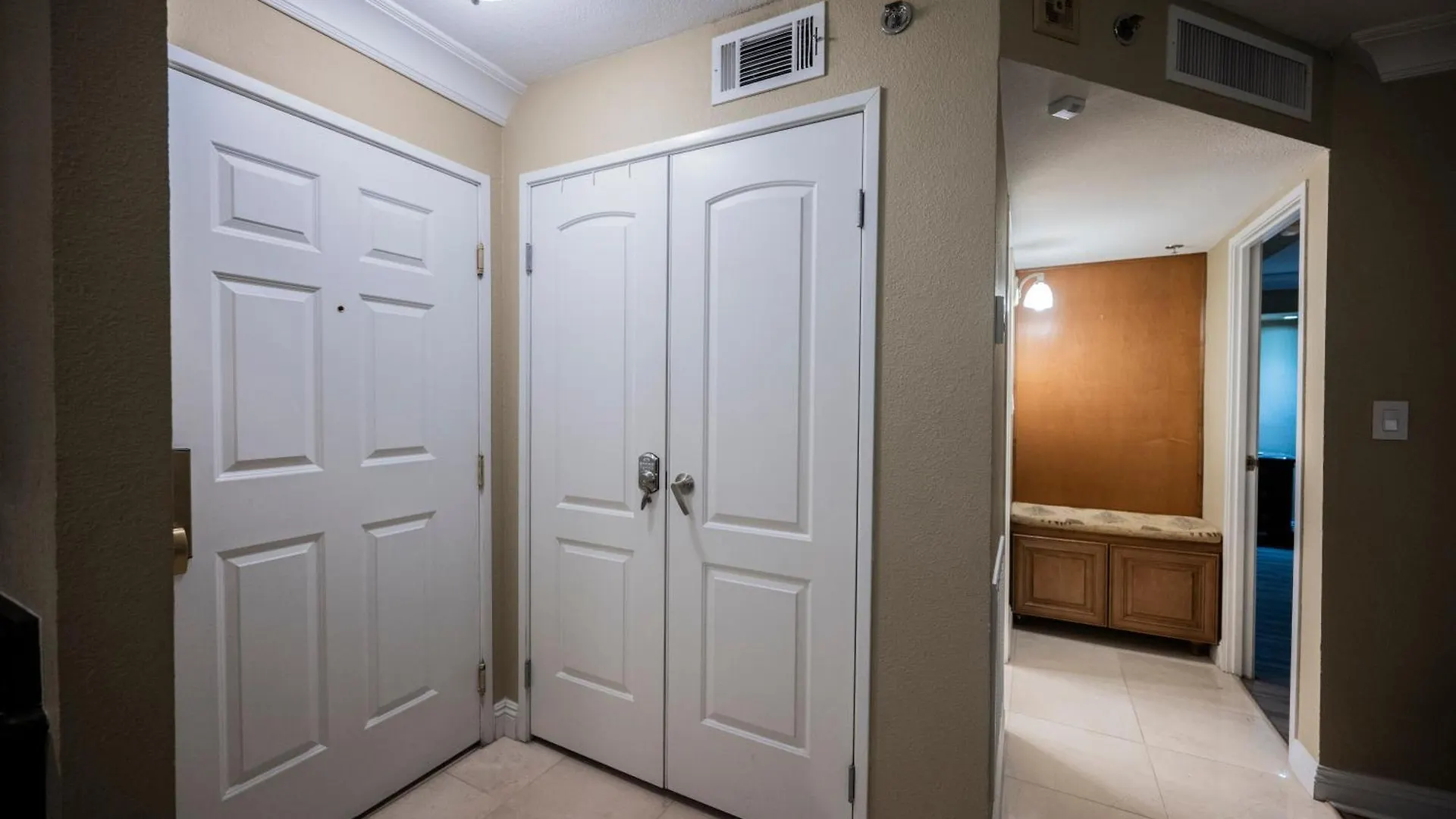 Stripviewsuites At Jockey Club Las Vegas Appart hôtel