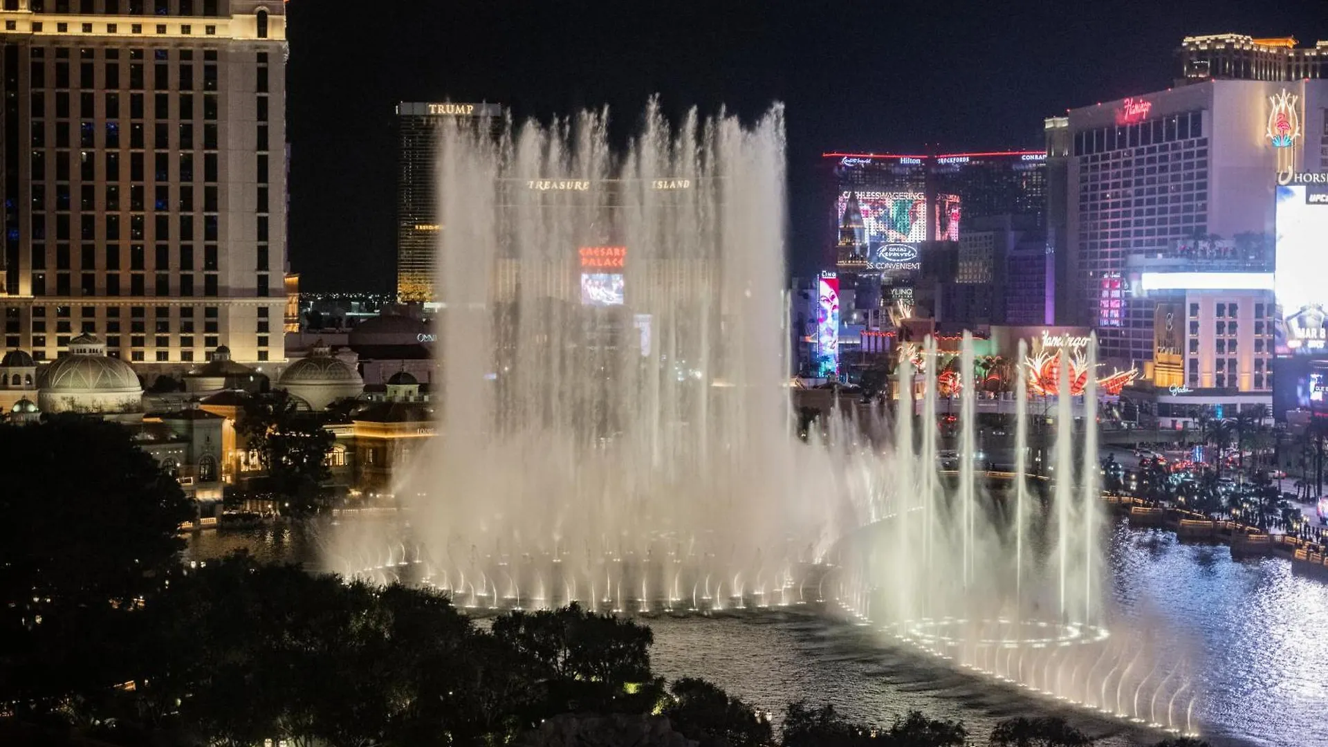 Stripviewsuites At Jockey Club Las Vegas 4*,