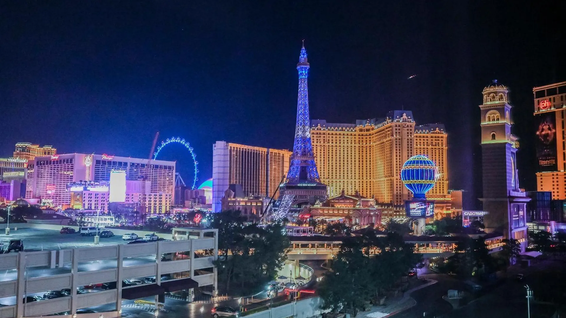 Aparthotel Stripviewsuites At Jockey Club Las Vegas