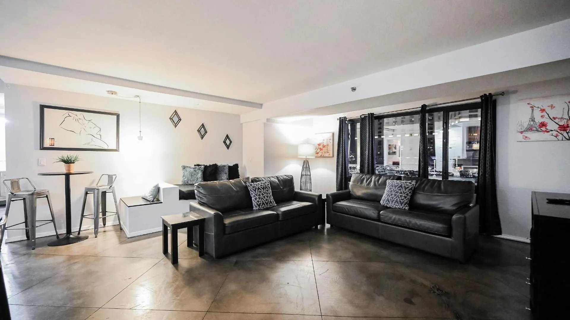 Stripviewsuites At Jockey Club Las Vegas Aparthotel