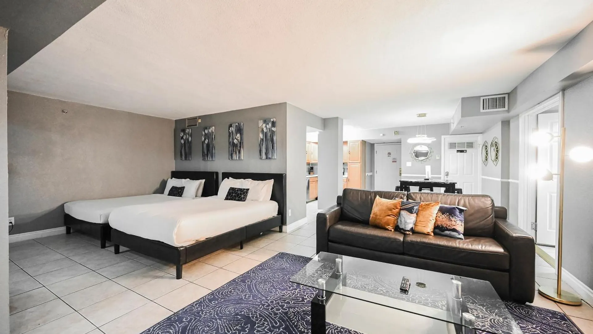 Stripviewsuites At Jockey Club Las Vegas Aparthotel