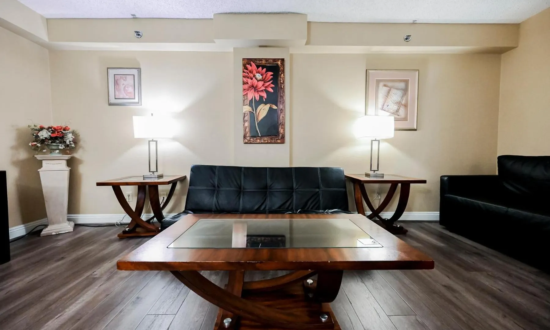 Stripviewsuites At Jockey Club Las Vegas Aparthotel