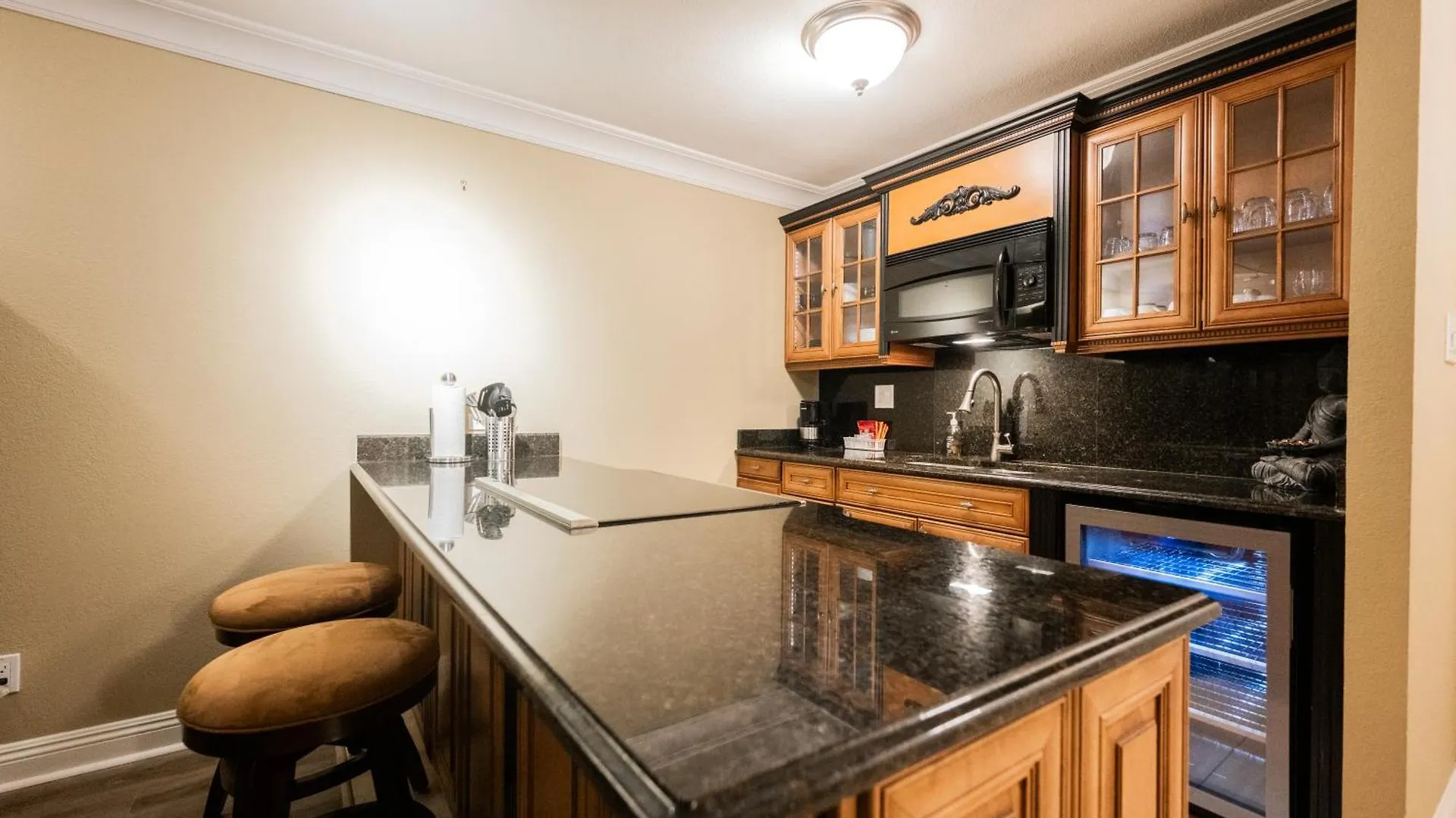 Stripviewsuites At Jockey Club Las Vegas Aparthotel